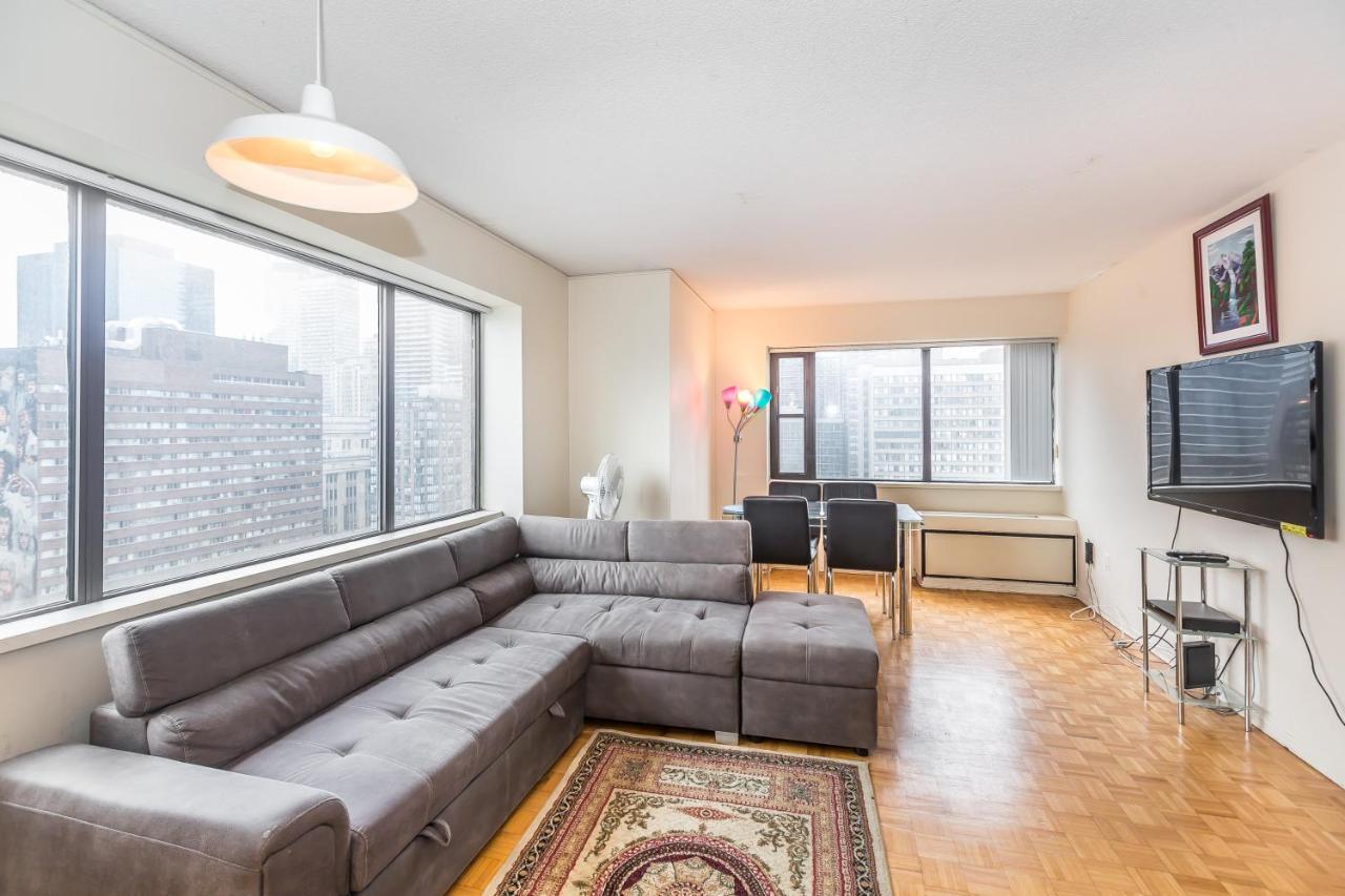 Toronto Furnished Living-Gerard Διαμέρισμα Εξωτερικό φωτογραφία