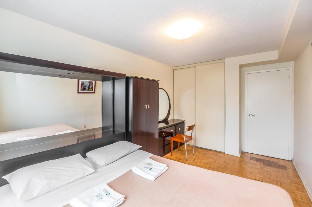Toronto Furnished Living-Gerard Διαμέρισμα Εξωτερικό φωτογραφία