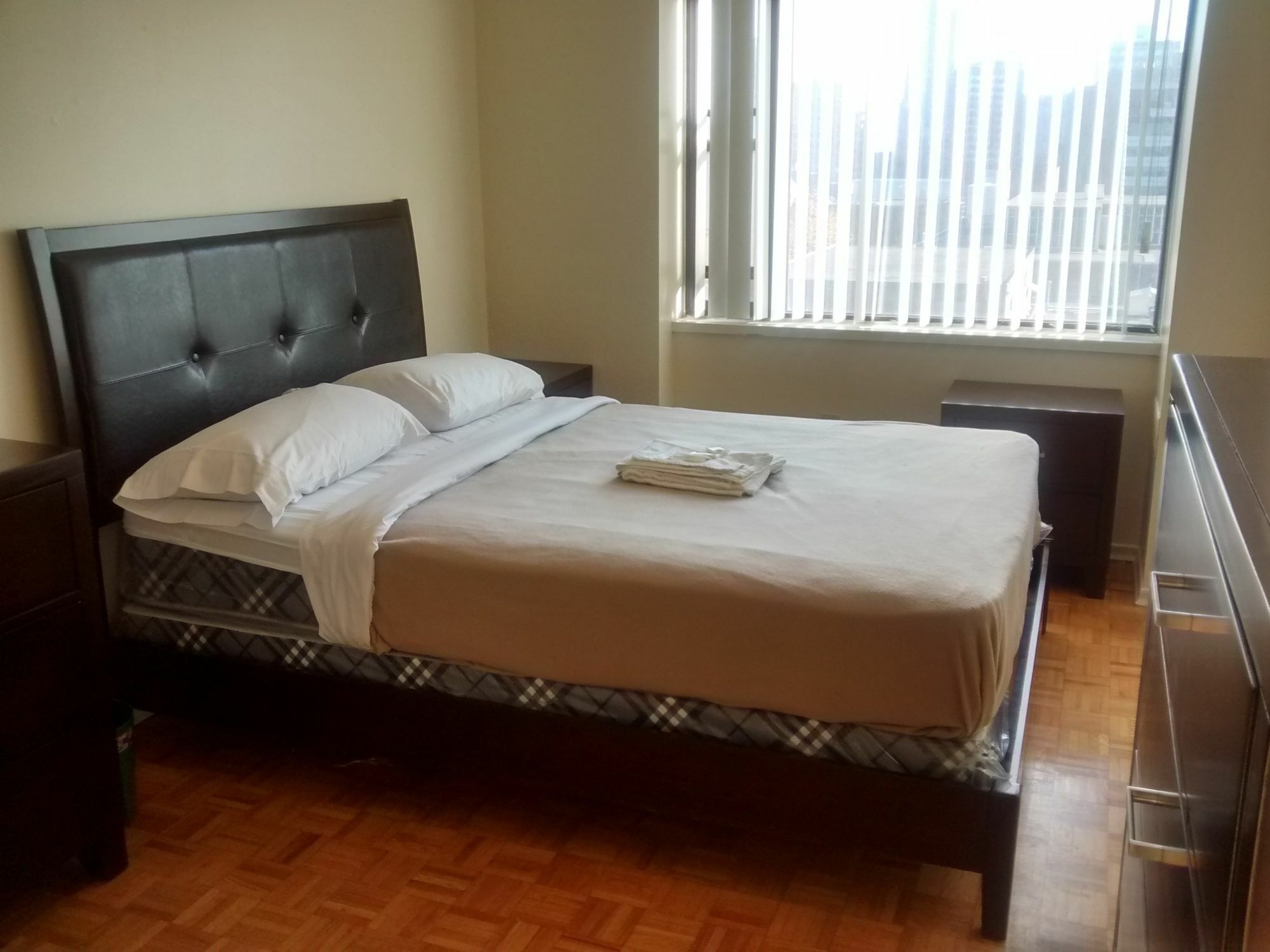 Toronto Furnished Living-Gerard Διαμέρισμα Εξωτερικό φωτογραφία