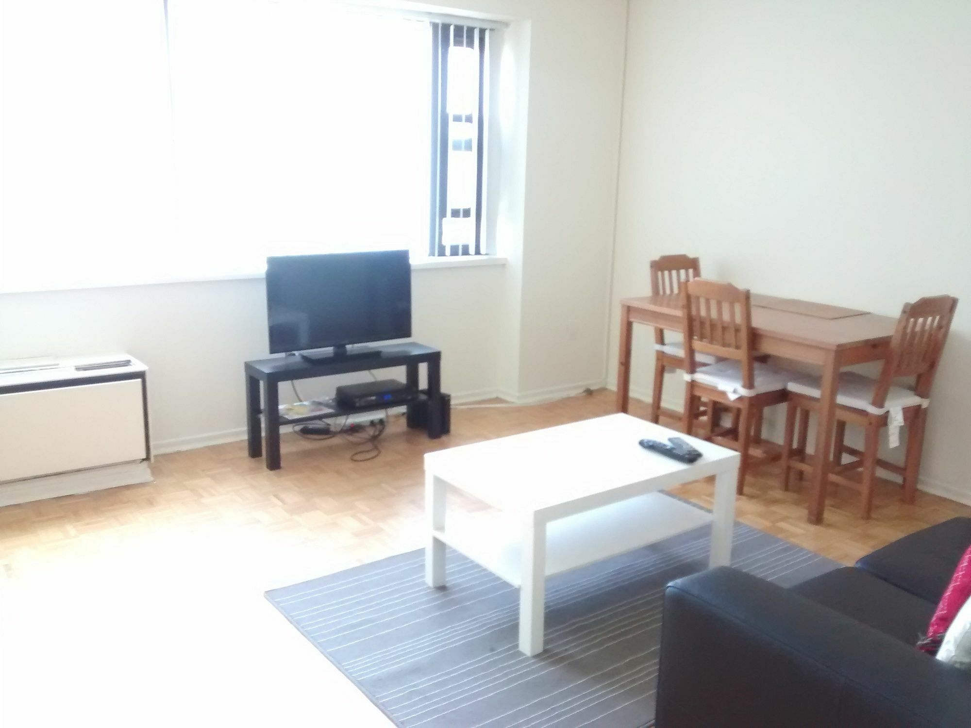 Toronto Furnished Living-Gerard Διαμέρισμα Εξωτερικό φωτογραφία